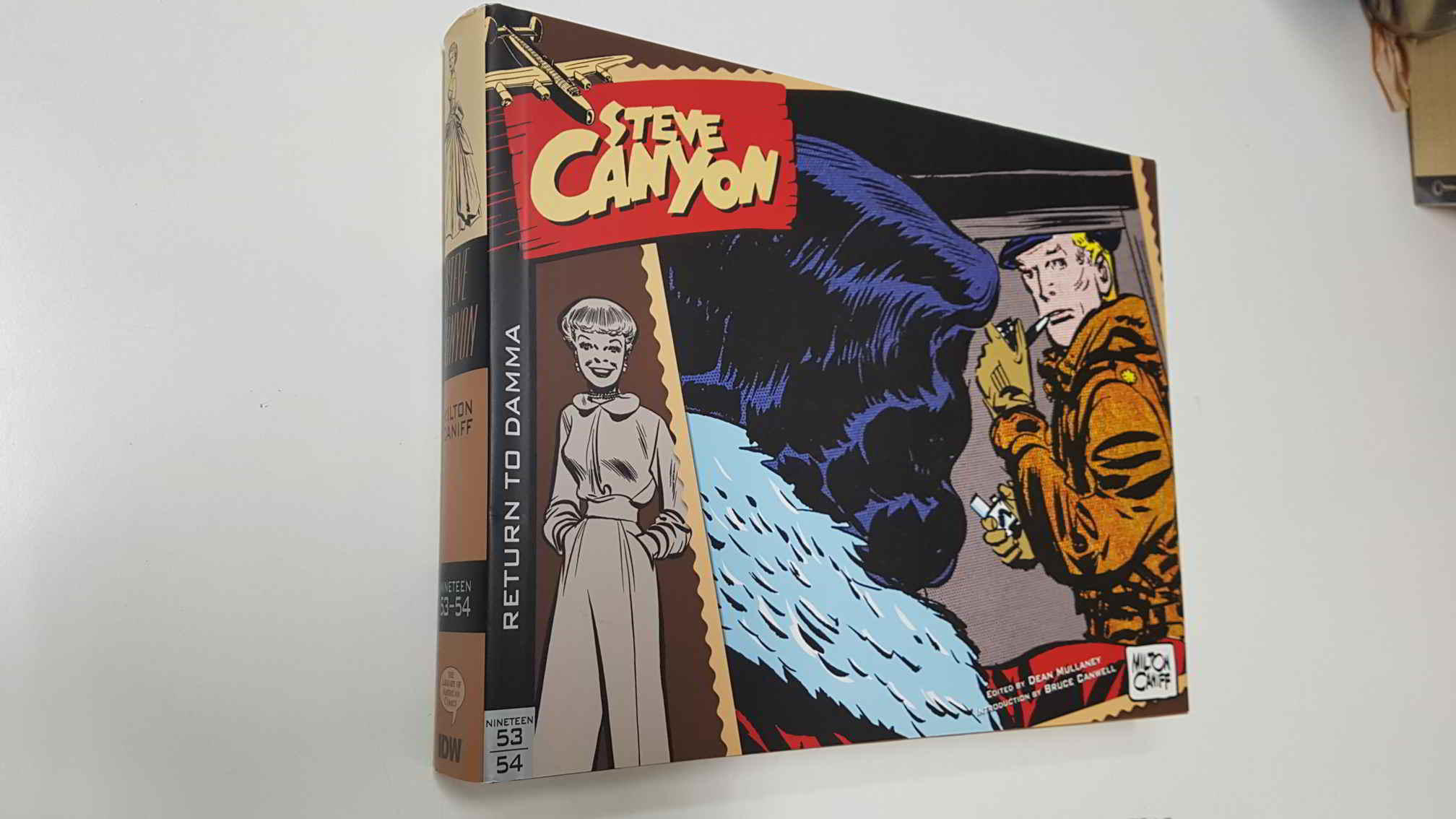 Comic: The Complete Steve Canyon vol 4 (1953-1954). Return to Damma. Milton Caniff 