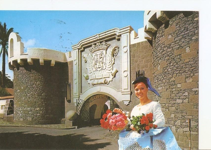 Postal 023455 : Fachada de pueblo canario Las Palmas de Gran Canaria