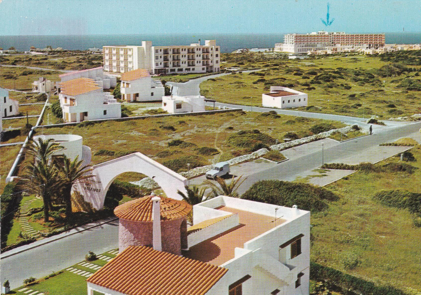 POSTAL B8010: CIUDADELA: LOS DELFINES