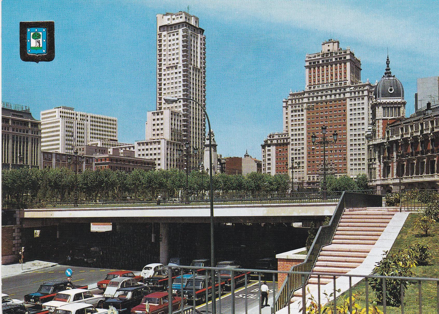 POSTAL B8373: MADRID: PLAZA ESPAÑA