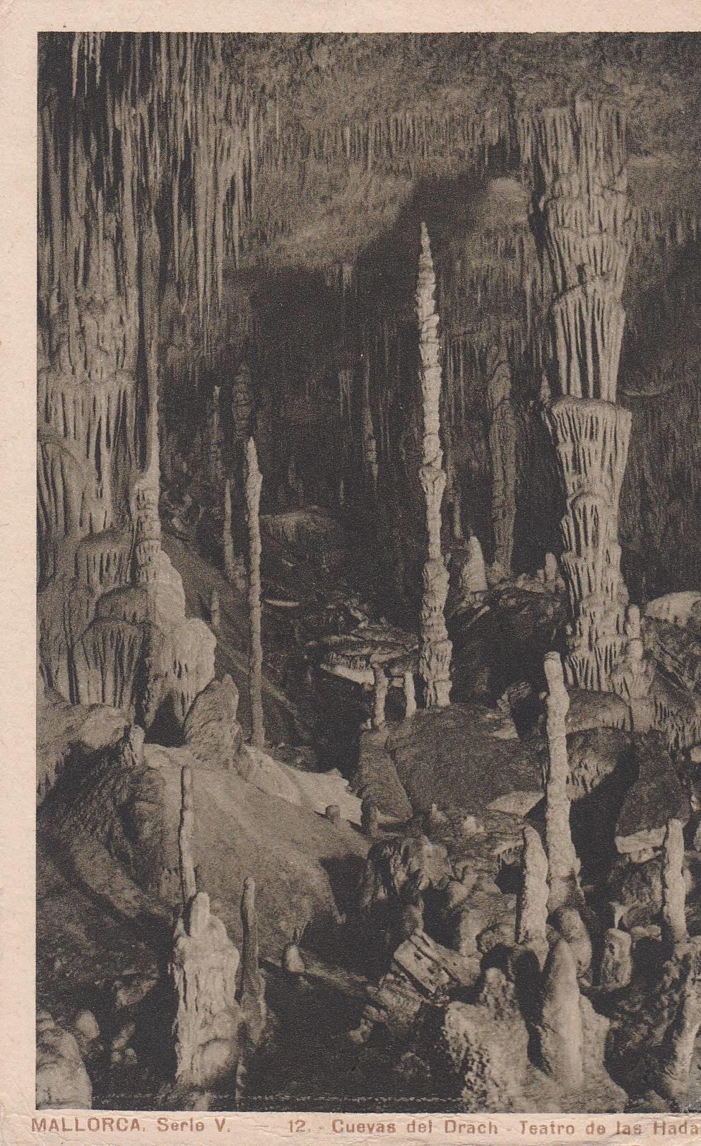 POSTAL B8425: MALLORCA: CUEVAS DEL DRACH