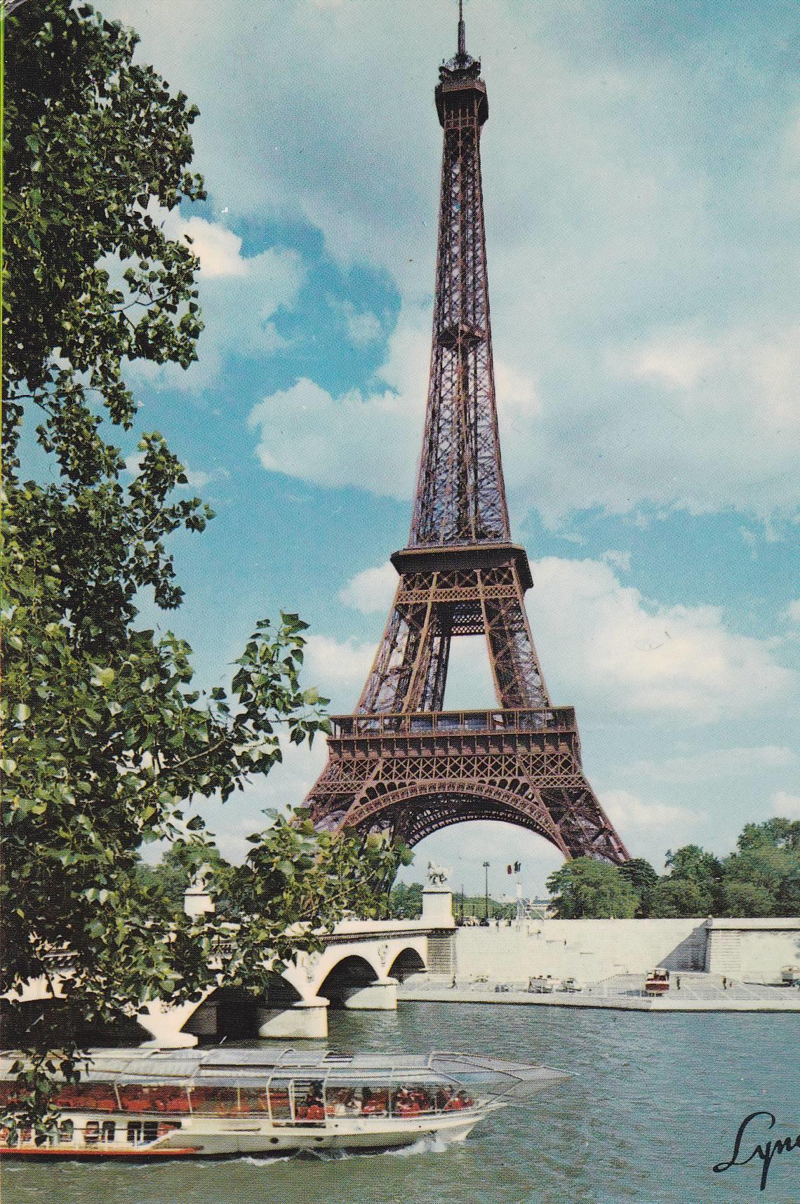 POSTAL B8440: PARIS: LA TORRE EIFFEL