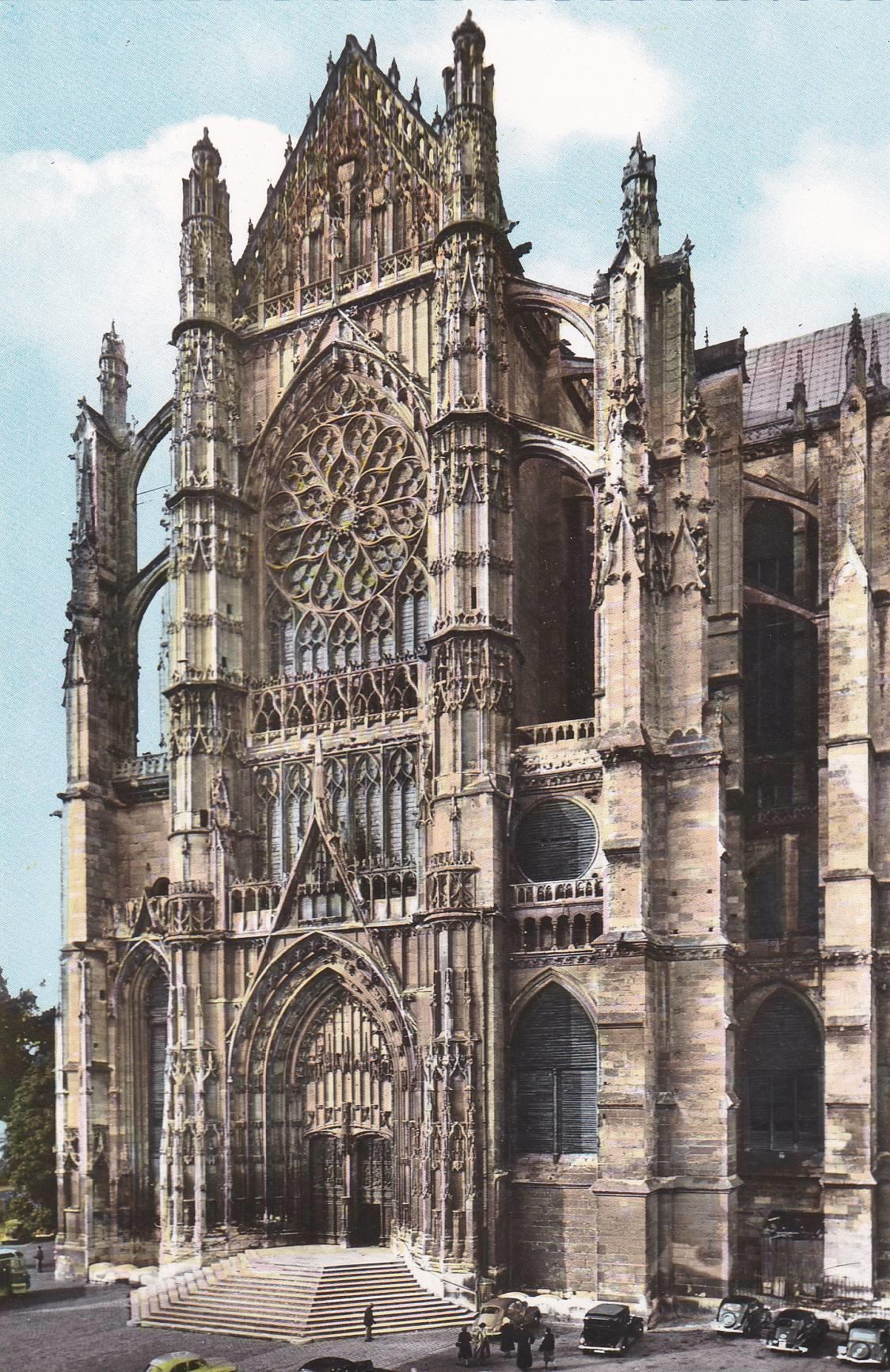 POSTAL B8450: BEAUVAIS: LA CATEDRAL