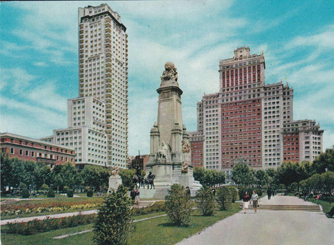 POSTAL B8476: MADRID: MONUMENTO A CERVANTES
