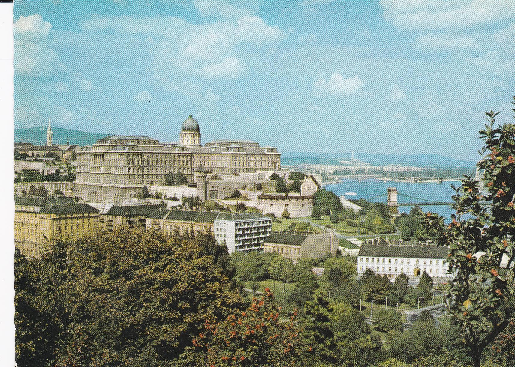 POSTAL B8539: BUDAPEST: CASTILLO