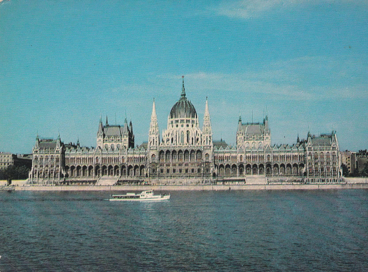 POSTAL B8543: BUDAPEST: PARLAMENTO