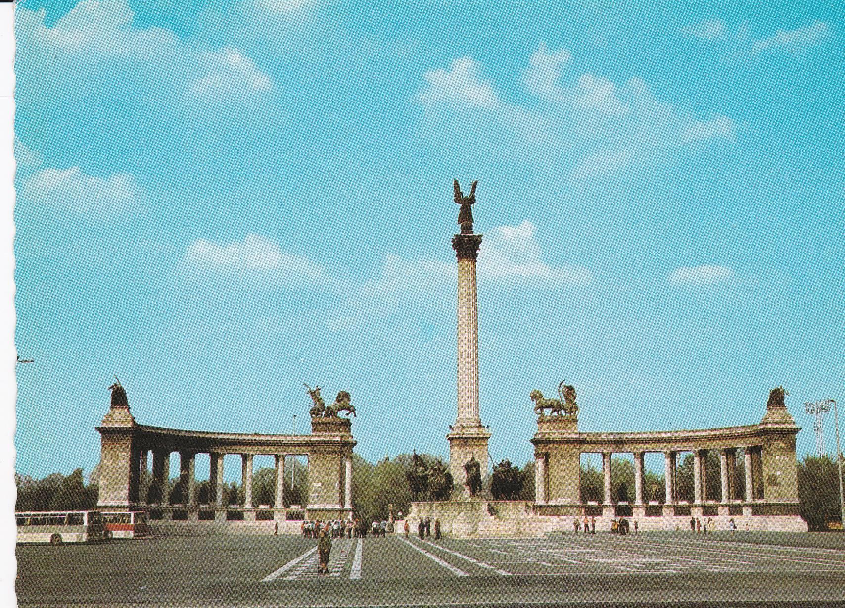 POSTAL B8547: BUDAPEST: MONUMENTO MILENARIO