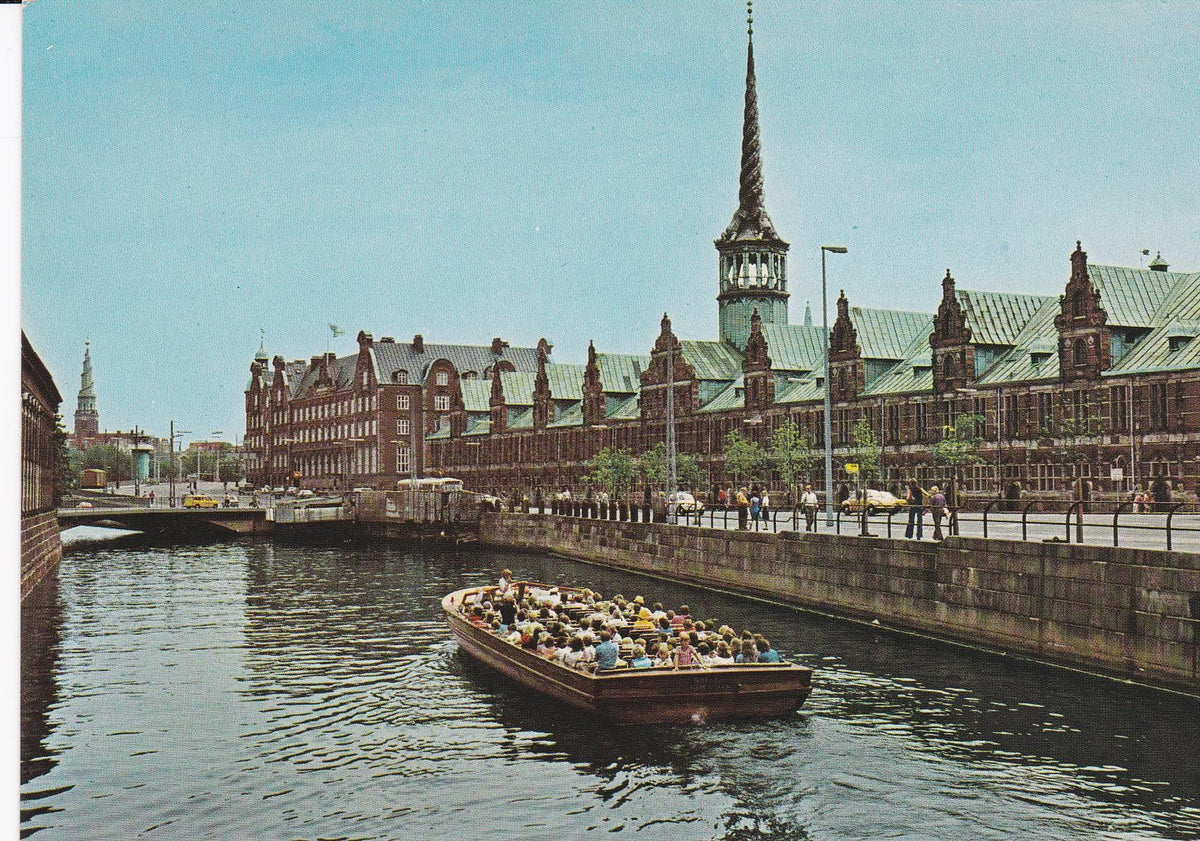 POSTAL B8590: COPENHAGUE: LA BORSA