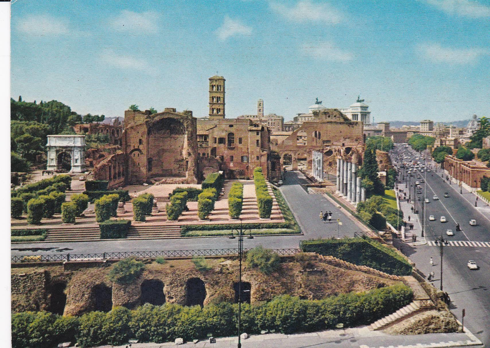 POSTAL B8613: ROMA: VIA DEI FORI IMPERIALI