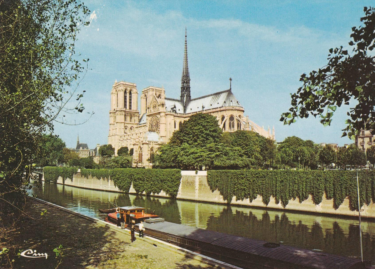 POSTAL B8670: PARIS: NOTRE DAME