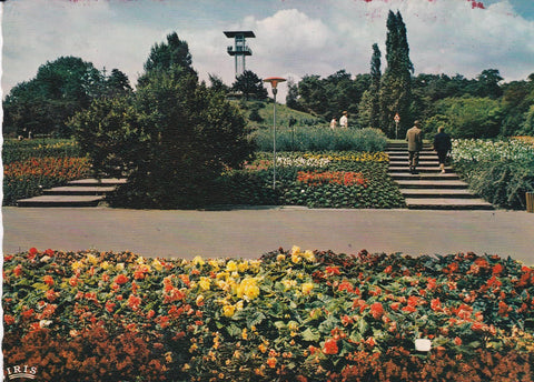 POSTAL B8712: STUTTGART: BLUMENFELDER
