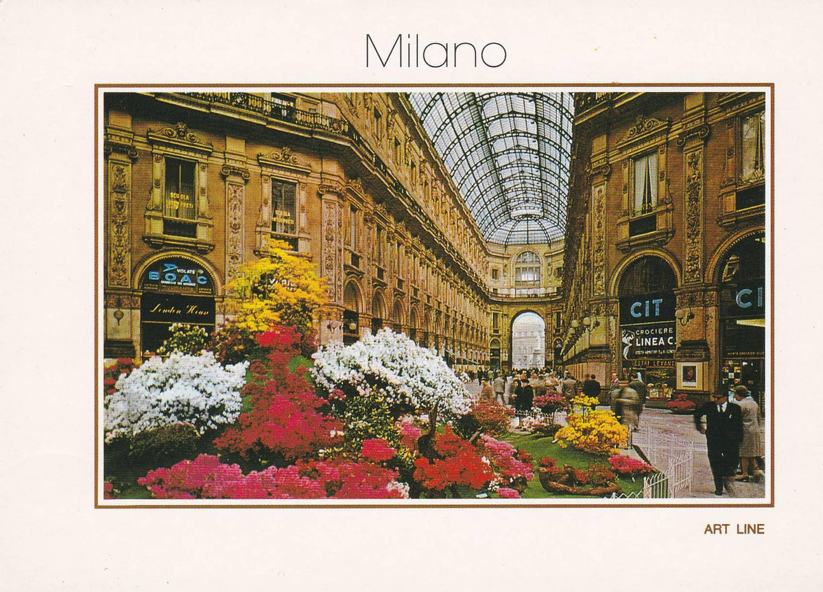POSTAL B8764: MILAN: GALERIA VITTORIO EMMANUELE