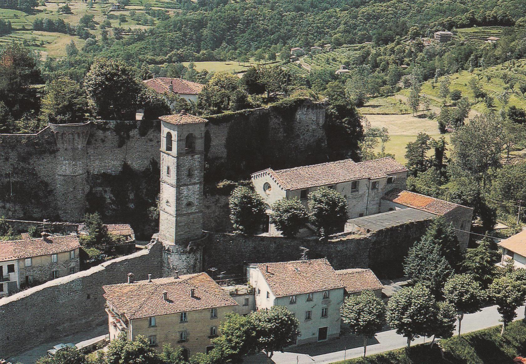 POSTAL B8771: ITALIA: CASTILLO GARFAGNANA