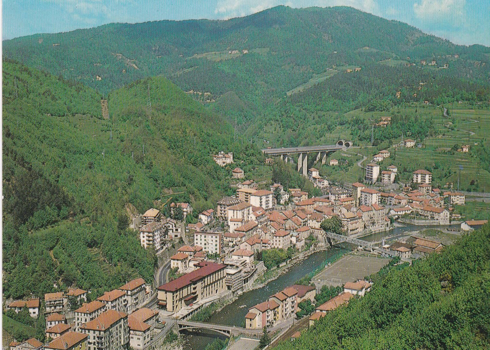 POSTAL B8864: ROSSIGLIONE: VISTA AEREA