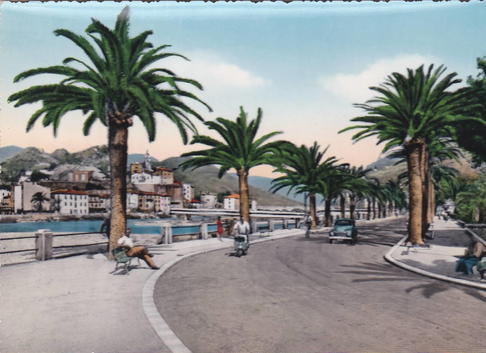 POSTAL B8886: RIVIERA DEI FIORI: VENTIMIGLIA