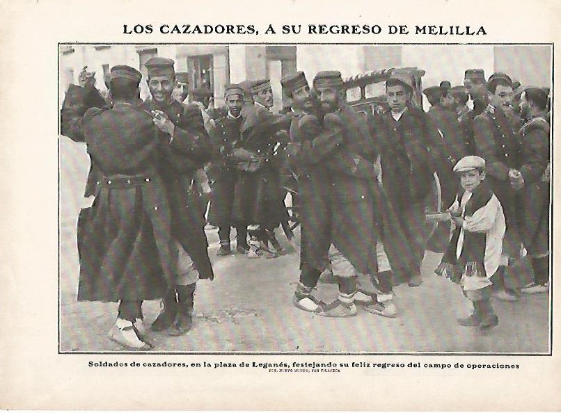 LAMINA 11650: Soldados de cazadores en la plaza de Leganes
