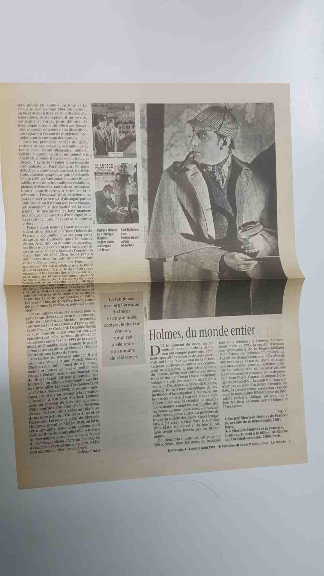 Articulo Le Monde - articulo sobre Sherlock Holmes - Lhomme aux cent visages (2 paginas)