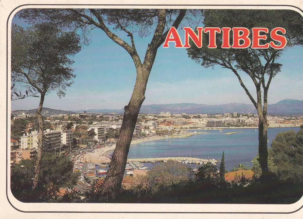 POSTAL B8912: ANTIBES: PLAYA SALICE