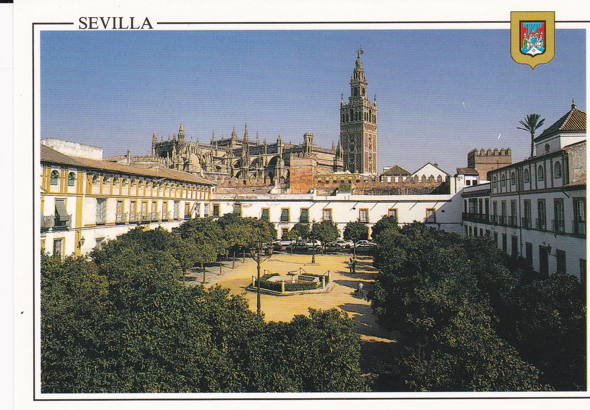 POSTAL B8962: SEVILLA: PATIO DE LAS BANDERAS