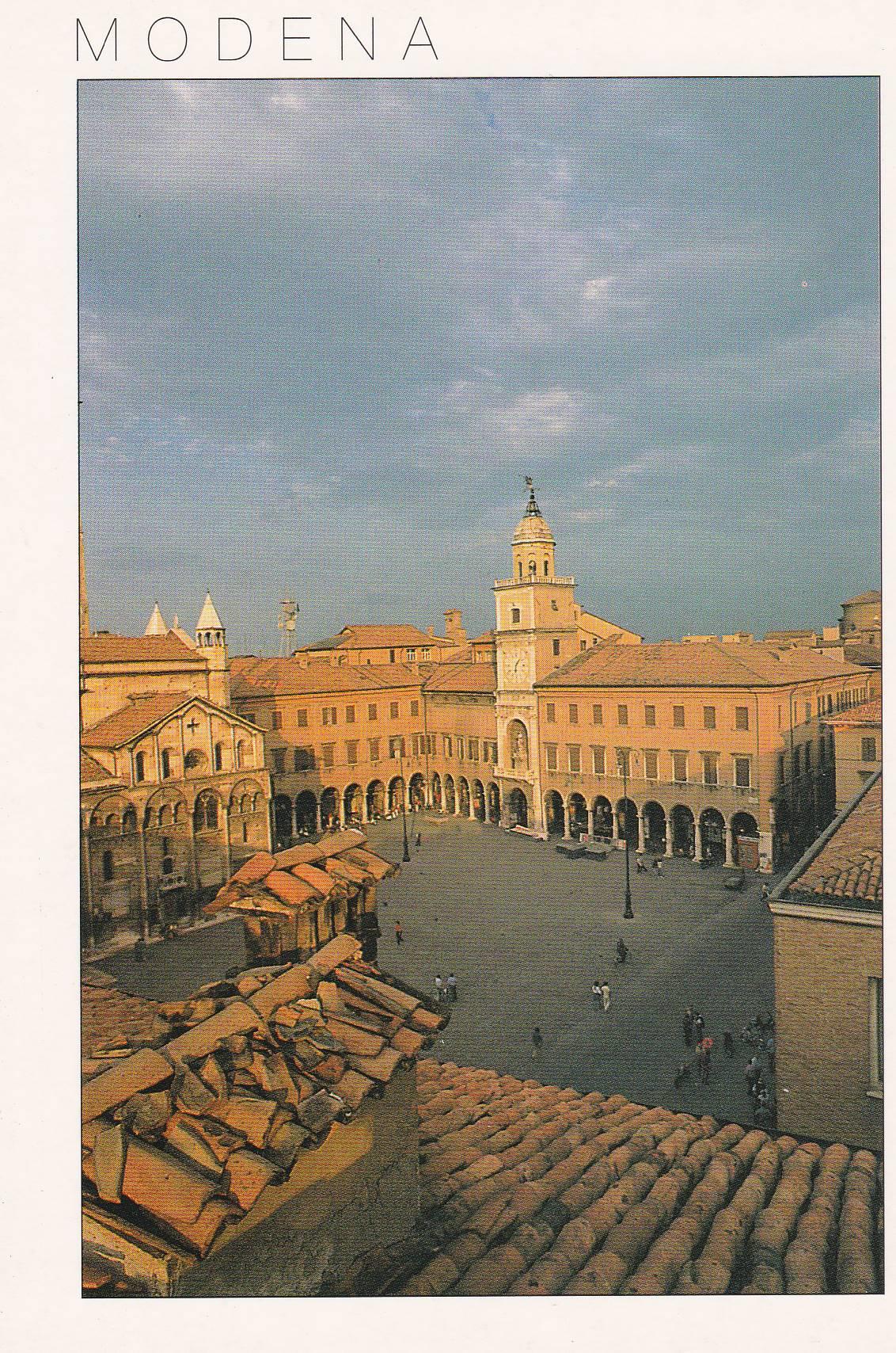 POSTAL B9001: MODENA: PIAZZA GRANDE