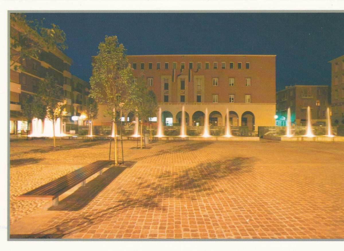 POSTAL B9026: FIDENZA: PLAZA GARIBALDI