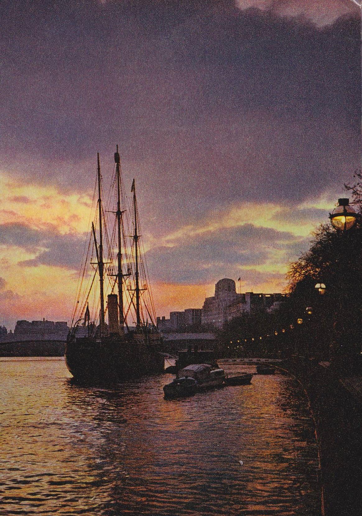 POSTAL B9339: LONDON DISCOVERY