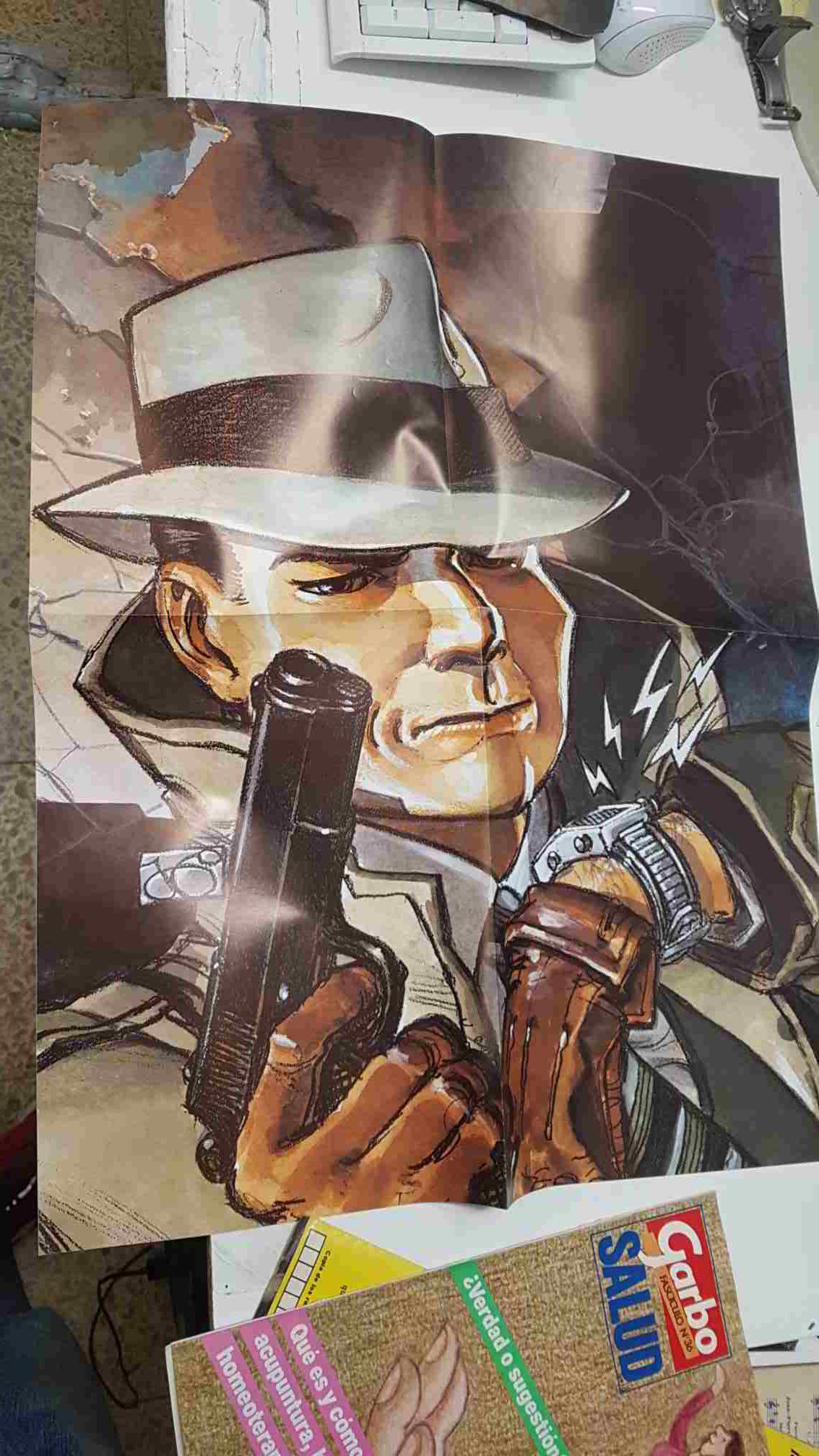 poster:de tematica novela negra tamaño 43x60. Desconocemos el autor
