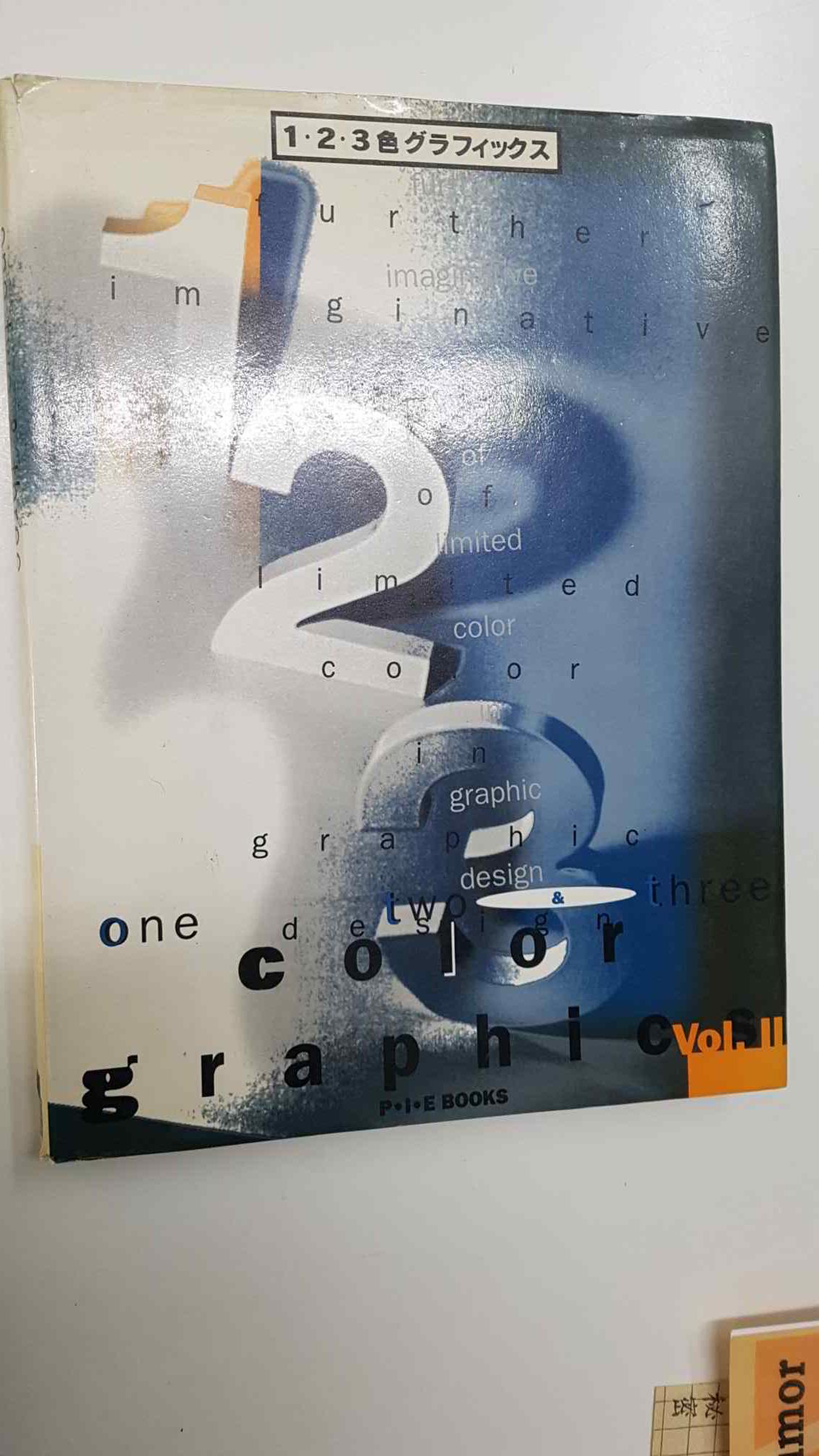 Libro publicidad: Color Graphics one, two and three vol 2