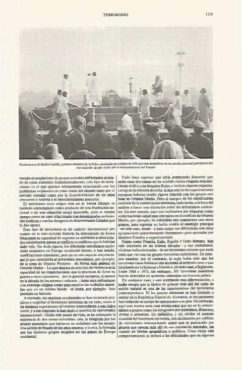 LAMINA ESPASA 31298: Incineracion de Indira Gandhi