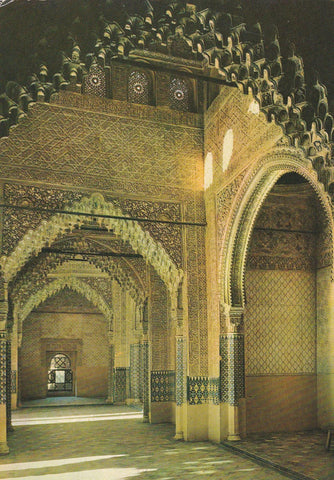 POSTAL B9768: GRANADA: LA ALHAMBRA. 