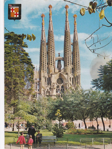 POSTAL B9924: BARCELONA: SAGRADA FAMILIA