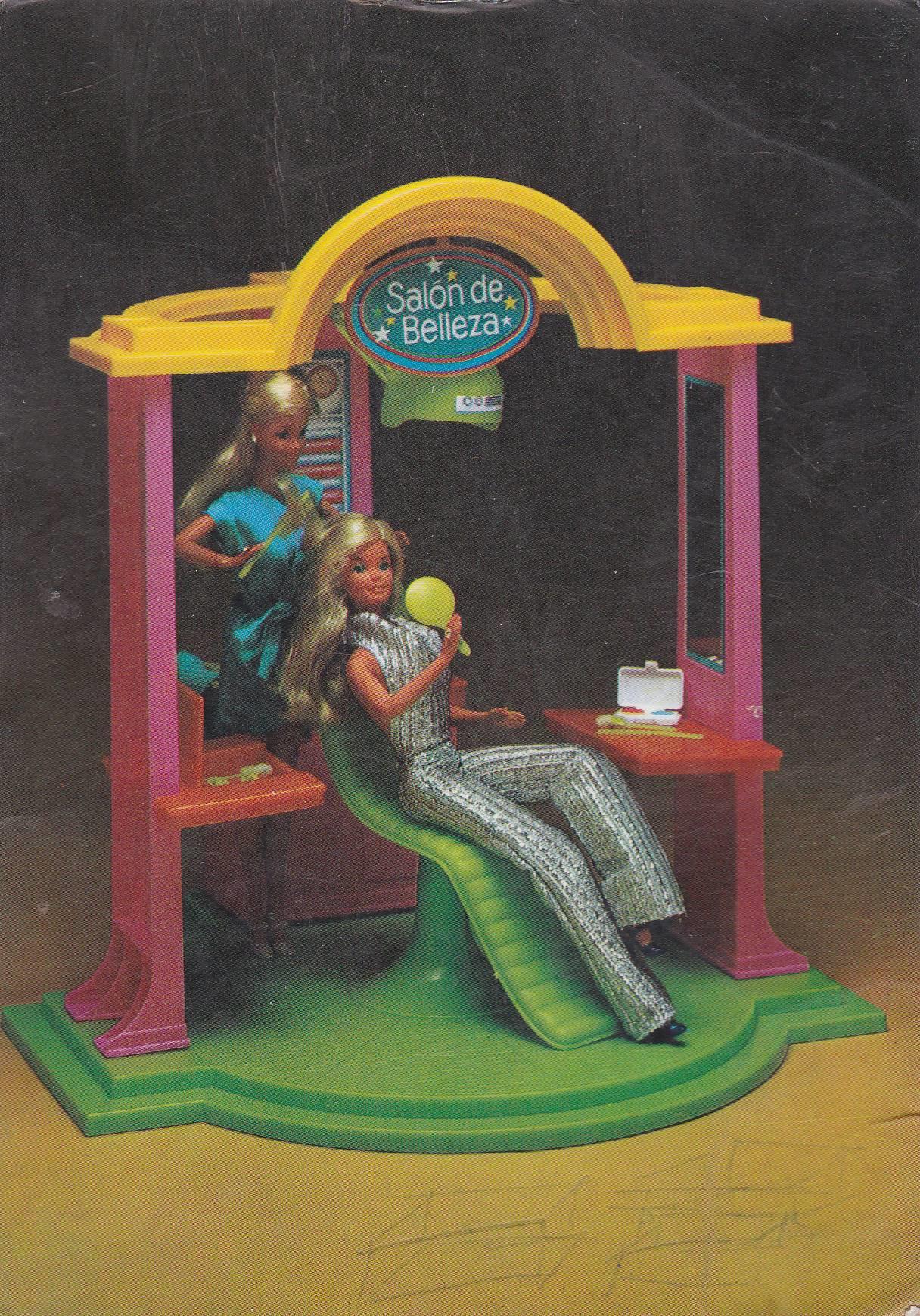 POSTAL B9959: BARBIE: SALON DE BELLEZA
