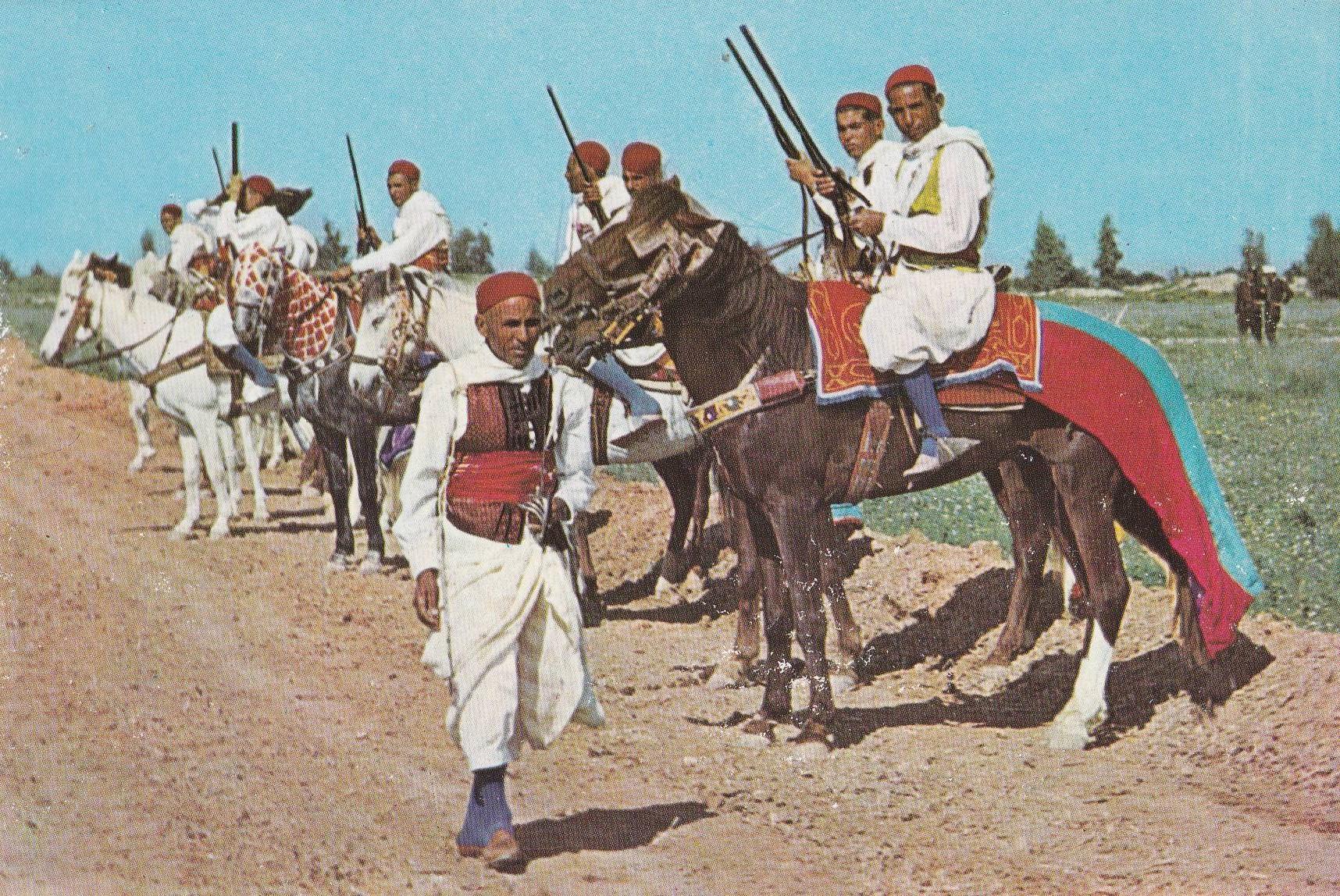 POSTAL B10241: TUNEZ. KAIROHUAN: DIVERSOS ASPECTOS