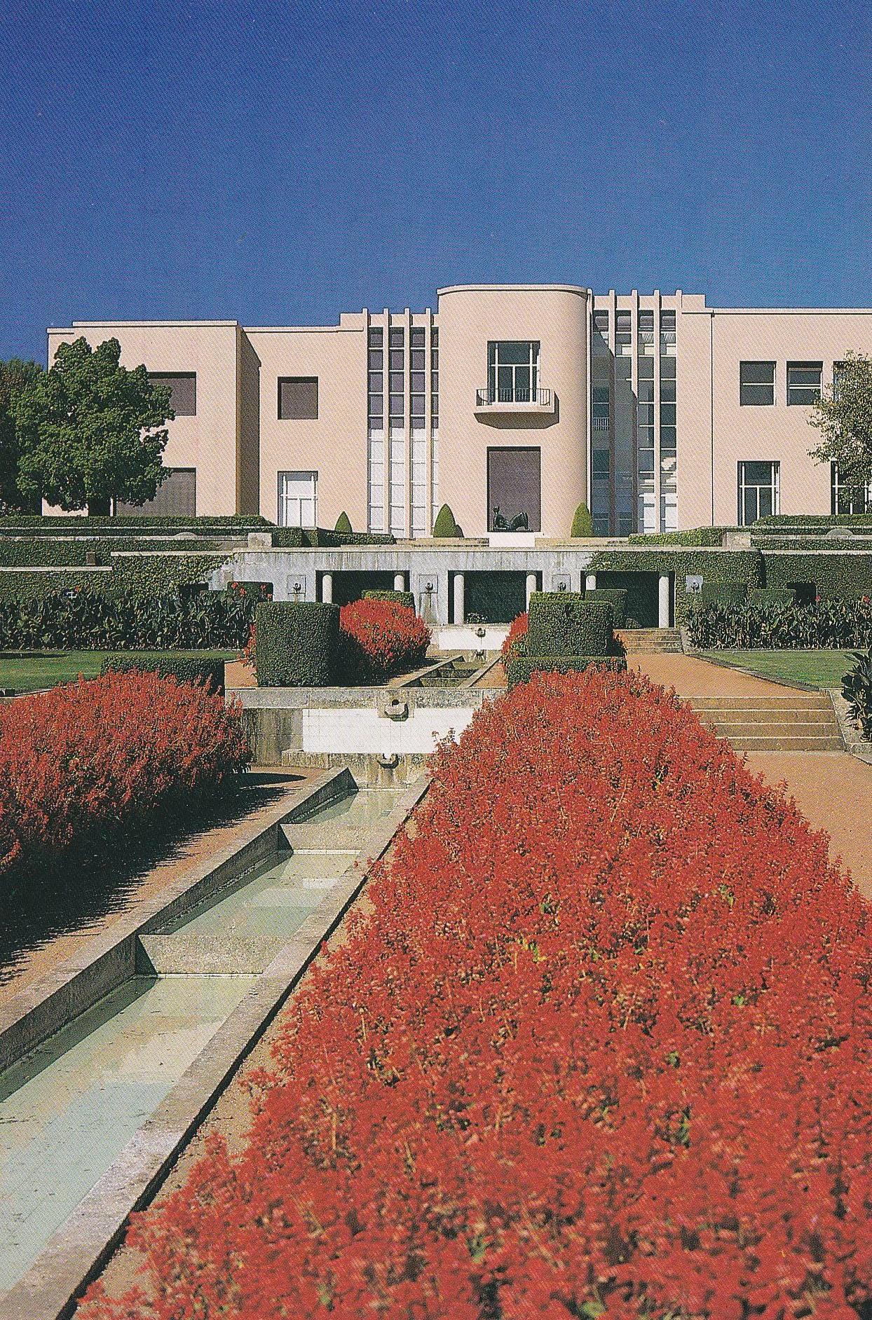 POSTAL B10293: PORTUGAL: FUNDACION DE SERRALVES. DIVERSOS ASPECTOS
