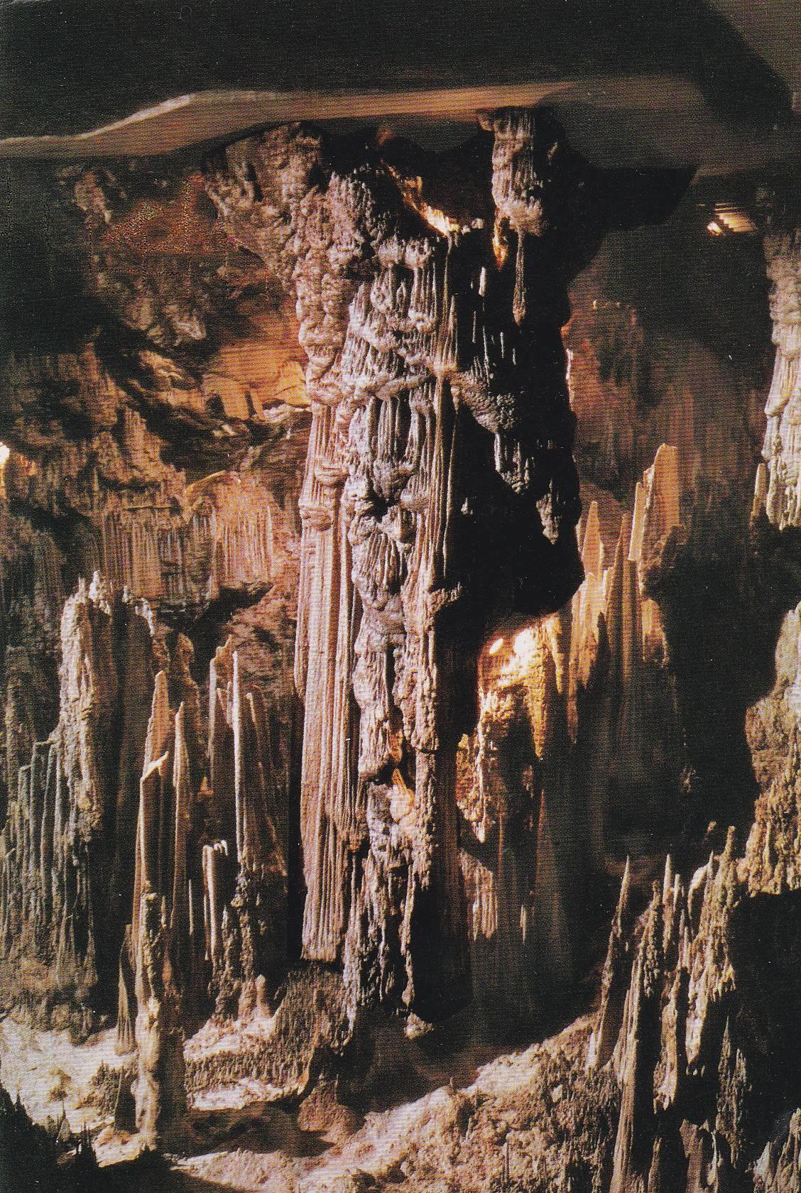 POSTAL B10317: MALAGA: CUEVA DE NERJA. DIVERSOS ASPECTOS