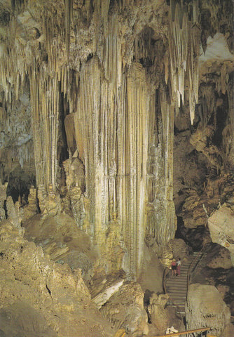 POSTAL B10321: MALAGA: CUEVA DE NERJA. DIVERSOS ASPECTOS