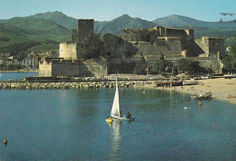 POSTAL B10505: LA COTE VERMEILLE: COLLIOURE