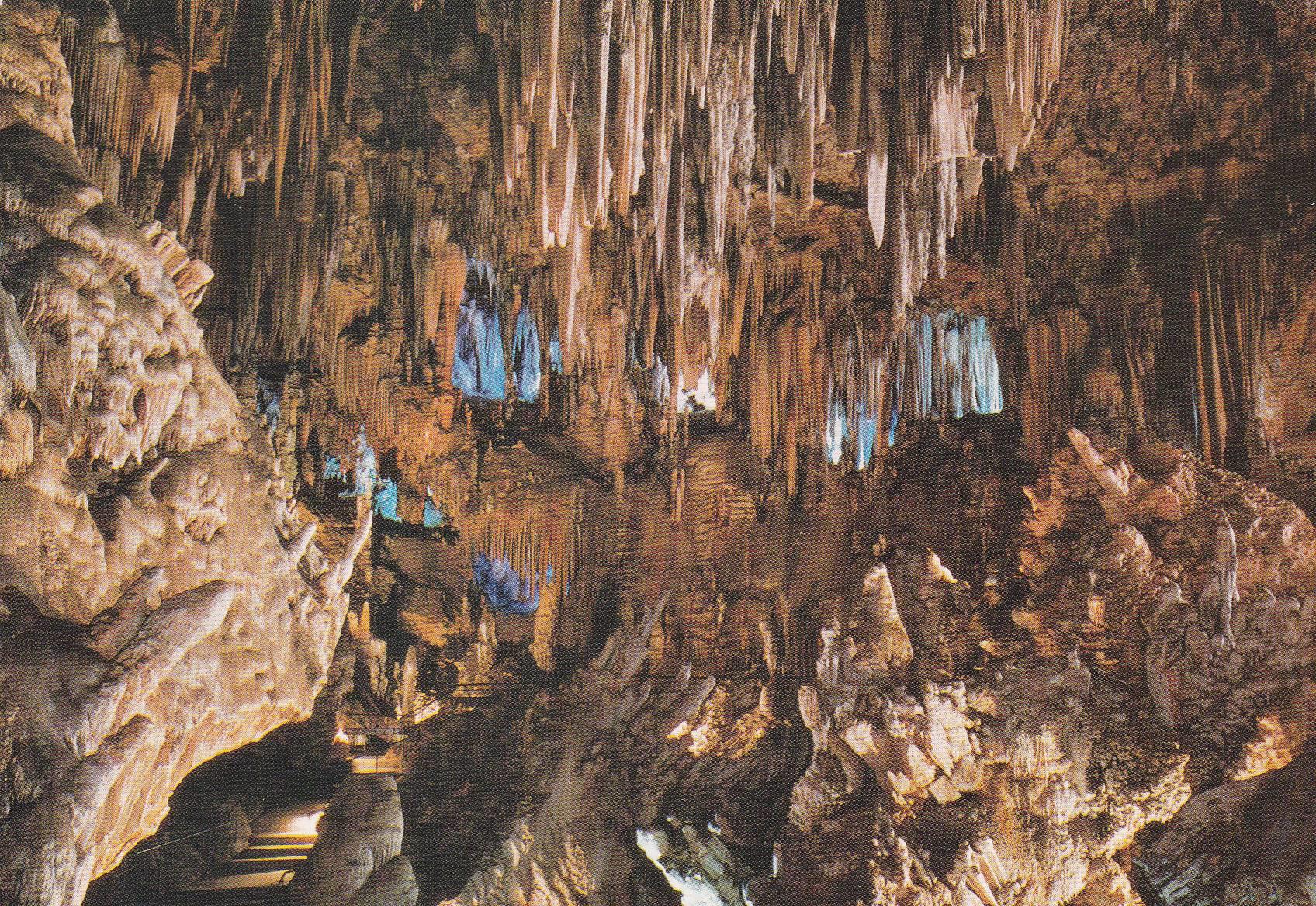 POSTAL B10782: MALAGA: CUEVA DE NERJA