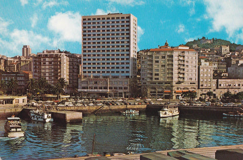 POSTAL B10817: VIGO: DARSENA DE LA LAGE