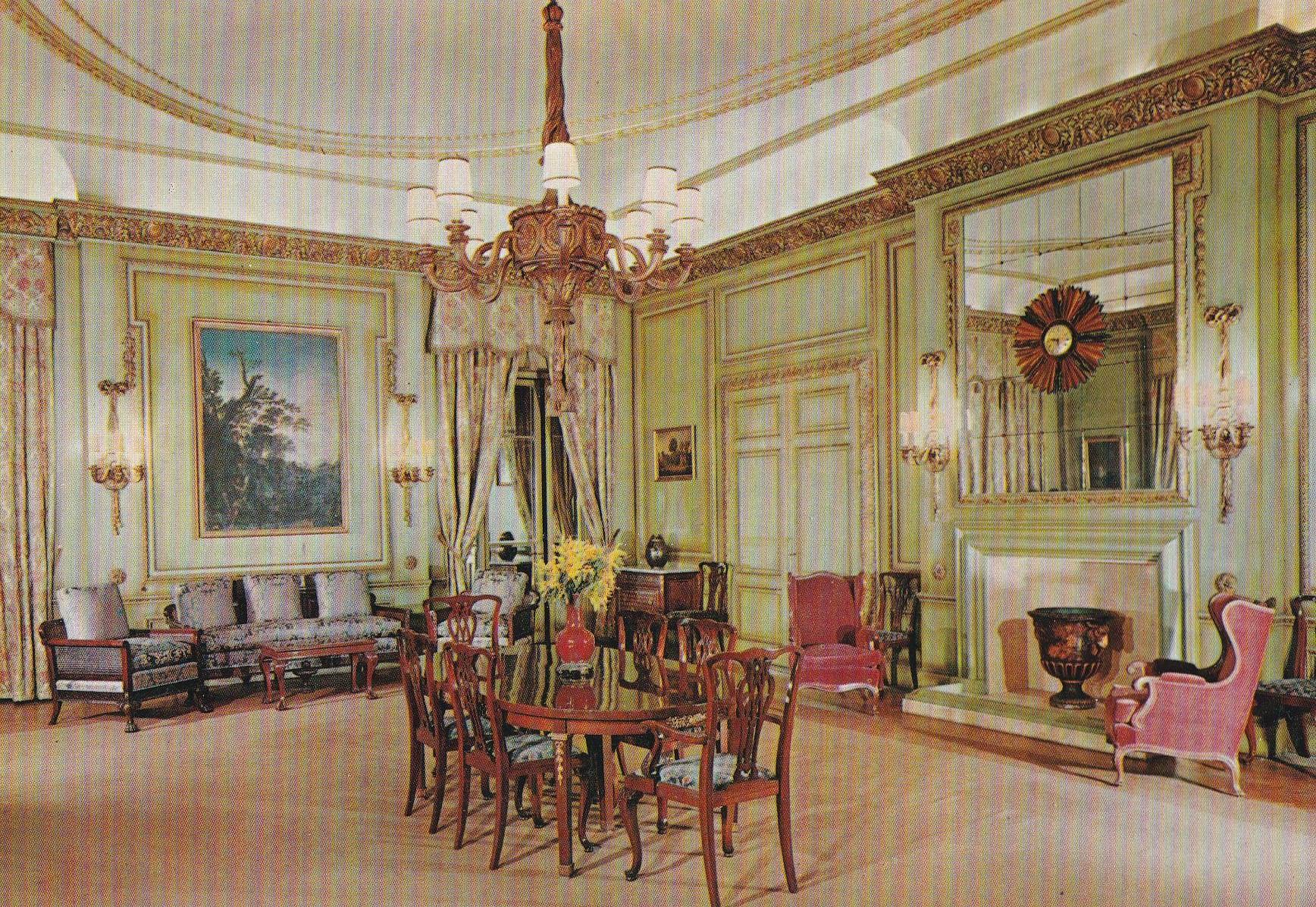 POSTAL B10907: BARCELONA: PALACIO REAL PEDRALBES. DIVERSOS ASPECTOS