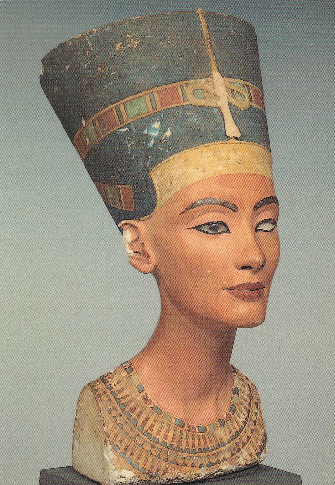 POSTAL B10910: MUSEO EGIPCIO: BUSTO DE LA REINA NEFERTITI