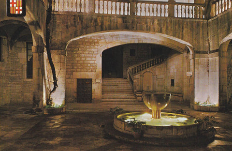 POSTAL B11077: BARCELONA: PATIO DE LA CORONA DE ARAGON