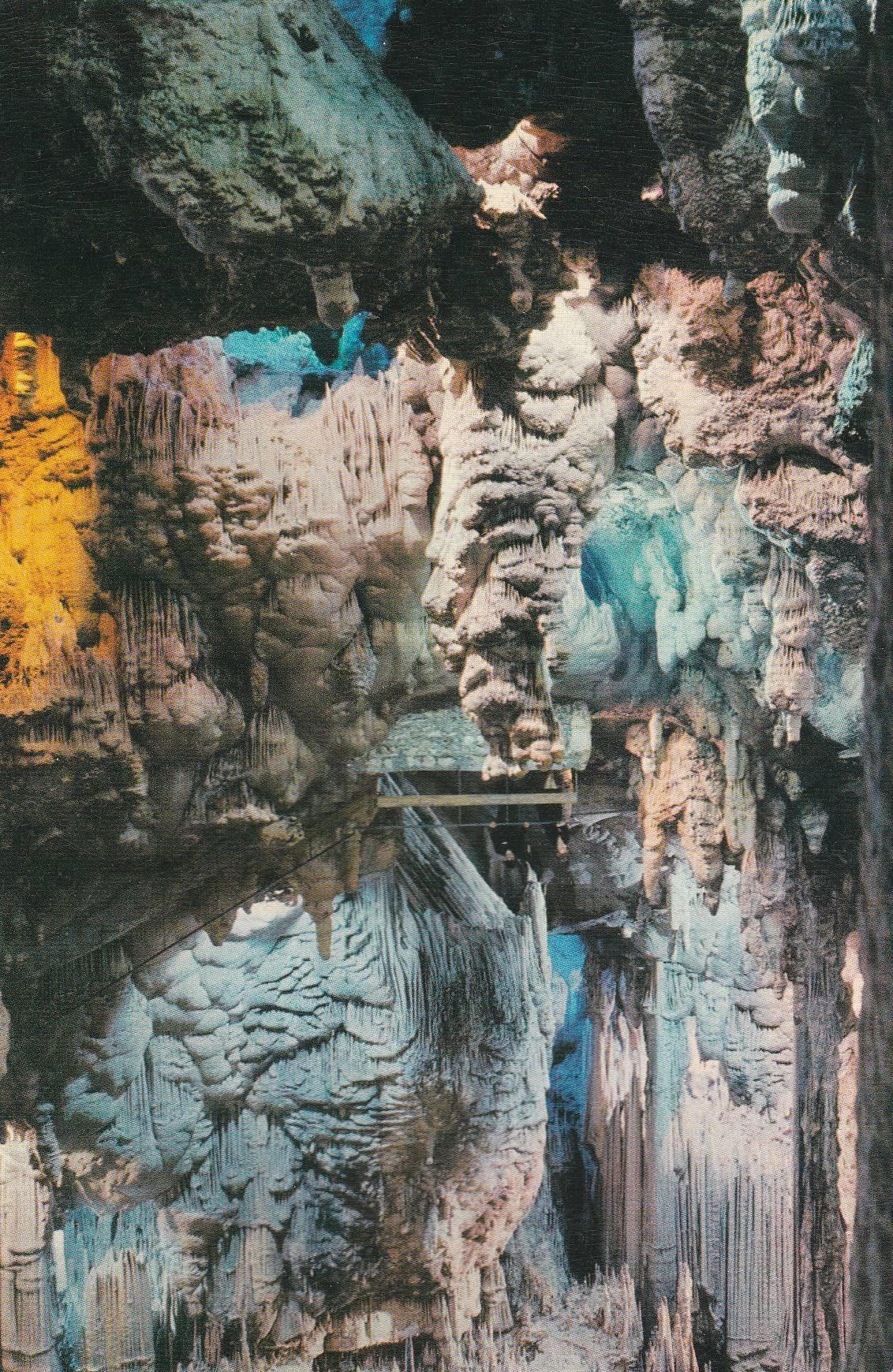 POSTAL B11195: HUESCA: GRUTAS VILLANUA. DIVERSOS ASPECTOS