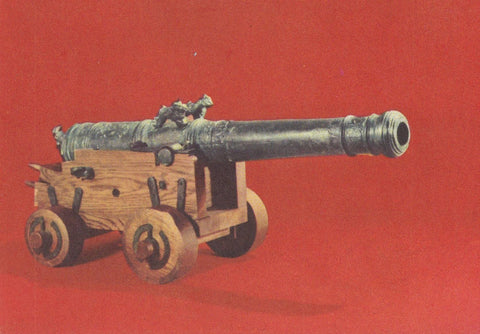 POSTAL B11226: REAL MUSEO DE SUECIA: DIVERSOS ASPECTOS Y OBJETOS