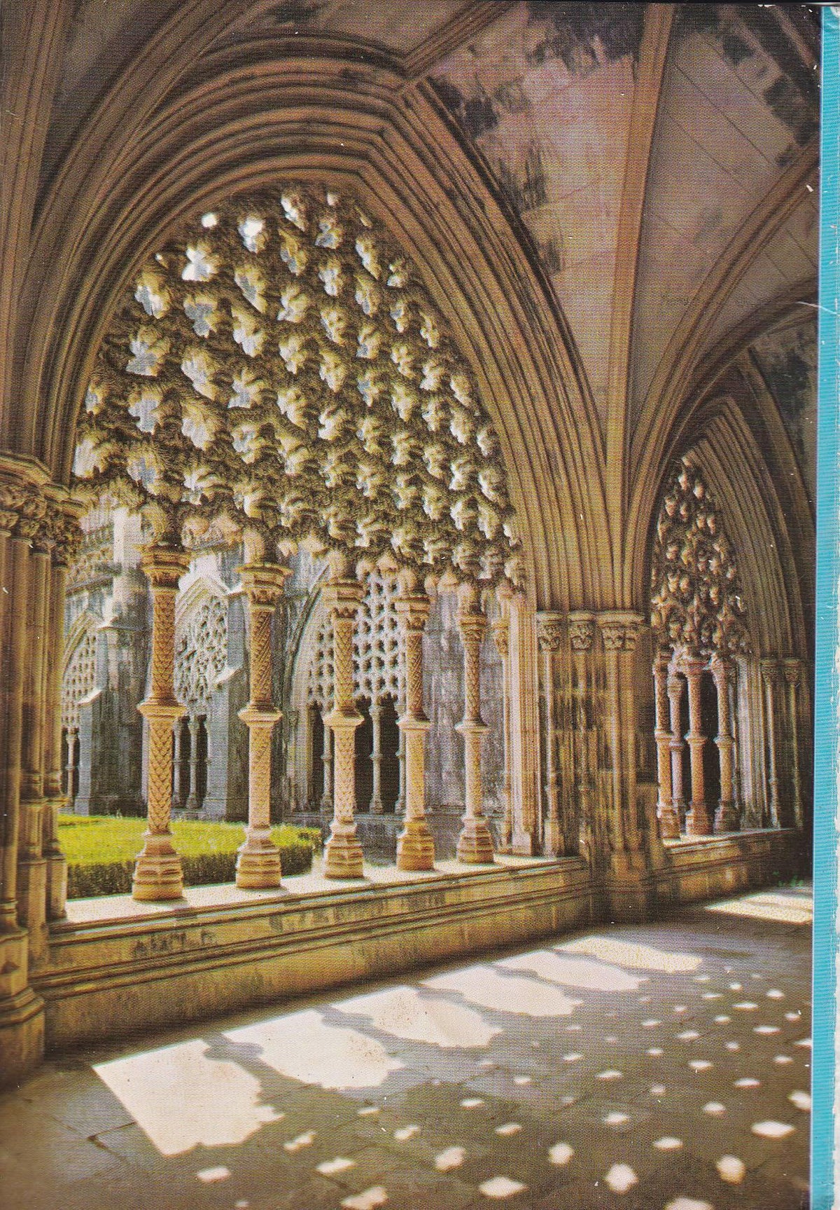 POSTAL B11596: PORTUGAL: BATALHA. DIVERSOS ASPECTOS
