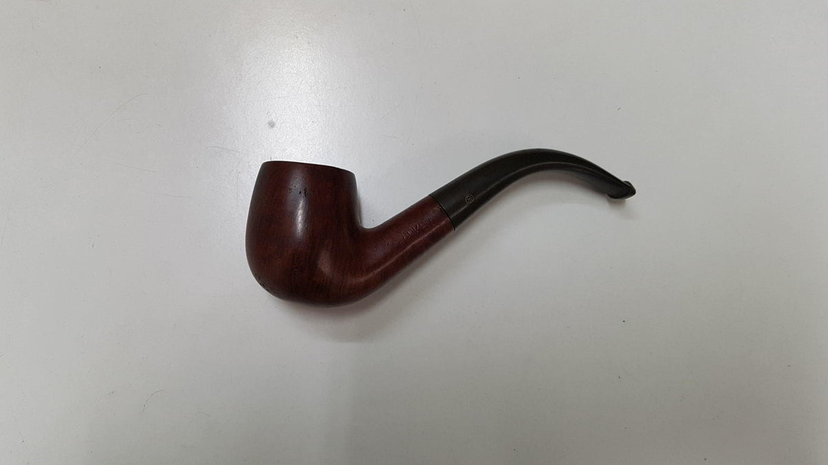 Pipa de fumar curva: Bruken de madera (color marron oscuro). 14 cm de largo