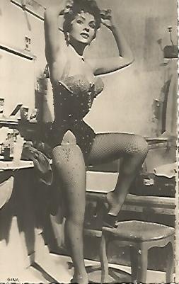 POSTAL A0513: Gina Lollobrigida en Trapecio