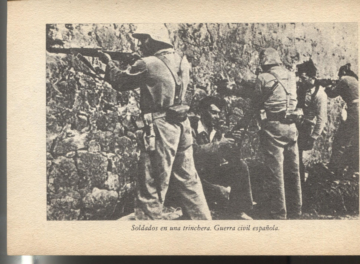 Lamina 46: Historia de España: Soldados en la trinchera durante la guerra civil