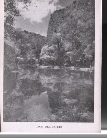 Lamina 03/04: Monasterio de Piedra: Lago del espejo + Gruta del Iris