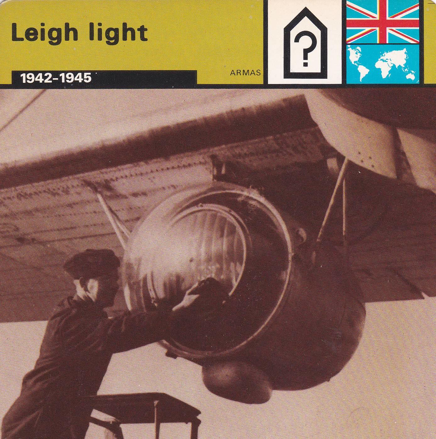 FICHA ARMAS: LEIGH LIGHT. 1942-1945